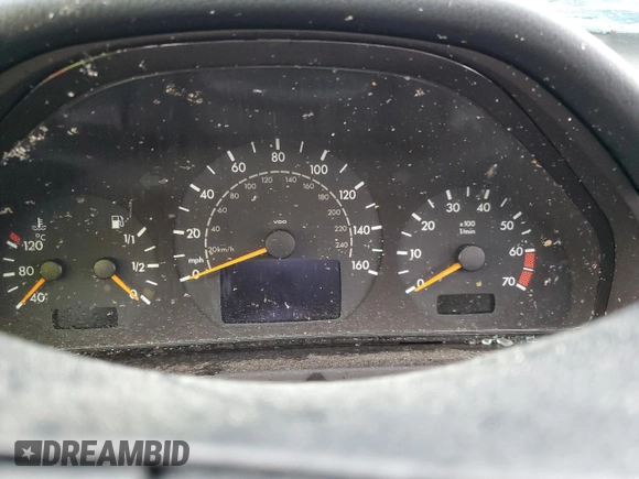 2001 Mercedes-Benz E-Class with VIN WDBJF65J71B282195, listed as a Copart auction lot 51190135 with 0 mi miles and Non Repairable. Bid and sale history available at carsss.com. Image 9.
