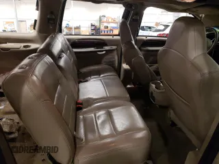2003 Ford Excursion Limited z VIN 1FMNU43S93EA16294, wystawiony jako Copart lot #86100534 z przebiegiem 162 057 mil mil oraz Szkoda całkowita • Salvage title. Historia ofert i sprzedaży dostępna na DreamBid. Obrazek 11.