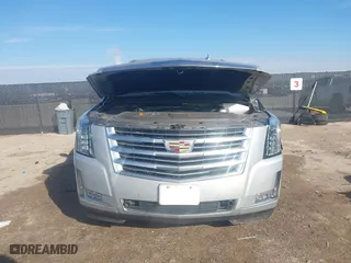 2018 Cadillac Escalade Platinum with VIN 1GYS4DKJXJR221798, listed as a IAAI auction lot 41304619 with 108,281 mi miles. Bid and sale history available at carsss.com. Image 12.