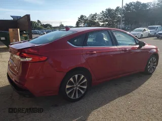 2020 Ford Fusion SE with VIN 3FA6P0T90LR218353, listed as a Copart auction lot 62332045 with 109,421 mi miles and Clean title. Bid and sale history available at DreamBid. Image 3.