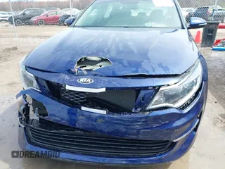 2017 Kia Optima LX with VIN 5XXGT4L39HG152100, listed as a IAAI auction lot 41953707 with 89,273 mi miles. Bid and sale history available at carsss.com. Image 6.