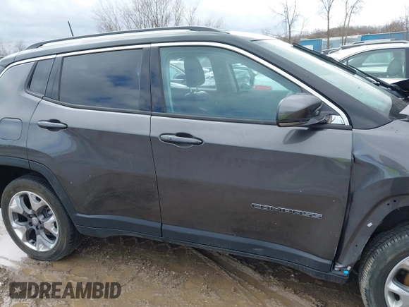 2021 Jeep Compass Limited with VIN 3C4NJDCB2MT576575, listed as a IAAI auction lot 41901962 with Not Provided miles and . Bid and sale history available at carsss.com. Image 13.