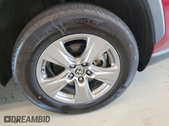 2023 Toyota RAV4 Hybrid LE z VIN 4T3LWRFV3PU096313, wystawiony jako IAAI lot #42841645 z przebiegiem 19 678 mil mil oraz . Historia ofert i sprzedaży dostępna na DreamBid. Obrazek 9.