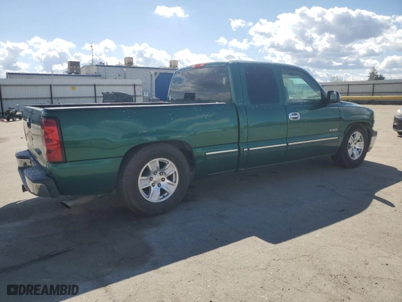 1999 Chevrolet Silverado 1500 LS with VIN 2GCEC19T5X1172300, listed as a Copart auction lot 48390105 with 225,713 mi miles and Salvage Title. Bid and sale history available at carsss.com. Image 3.