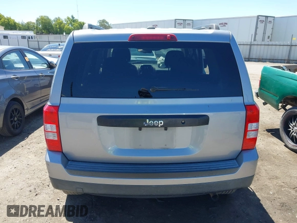 2017 Jeep Patriot Sport SE with VIN 1C4NJPBA8HD207631, listed as a IAAI auction lot 42809313 with 153,799 mi miles and . Bid and sale history available at DreamBid. Image 16.