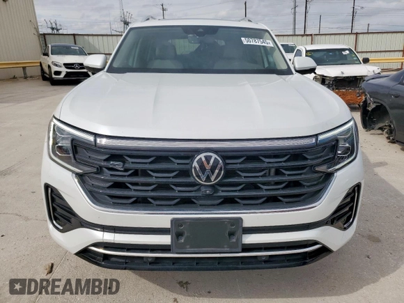 2024 Volkswagen Atlas SEL Premium R-Line z VIN 1V2FR2CA3RC574070, wystawiony jako Copart lot #50787545 z przebiegiem 9 377 mil mil oraz Szkoda całkowita • Salvage title. Historia ofert i sprzedaży dostępna na DreamBid. Obrazek 5.