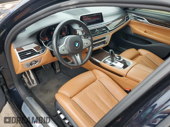 2021 BMW 7 Series 750i xDrive with VIN WBA7U2C09MCE47490, listed as a Copart auction lot 63747813 with 66,925 mi miles. Bid and sale history available at carsss.com. Image 8.