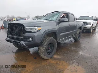 2021 Toyota Tacoma SR с VIN 3TMCZ5AN0MM403070, выставлен на аукционе IAAI как лот 41783196 с пробегом Не указан миль и . История ставок и продаж доступна на DreamBid. Изображение 2.