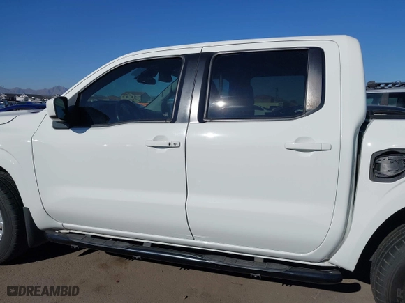 2022 Nissan Frontier SV with VIN 1N6ED1EJXNN640676, listed as a IAAI auction lot 41870460 with 41,581 mi miles. Bid and sale history available at carsss.com. Image 15.