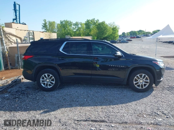 2019 Chevrolet Traverse LT Cloth z VIN 1GNERGKW3KJ292477, wystawiony jako IAAI lot #42123155 z przebiegiem 102 233 mil mil oraz . Historia ofert i sprzedaży dostępna na DreamBid. Obrazek 13.