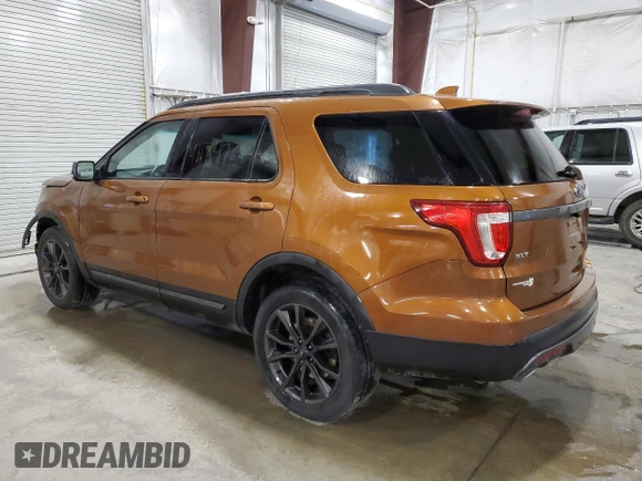 2017 Ford Explorer XLT with VIN 1FM5K8D84HGB45734, listed as a Copart auction lot 55063125 with 89,779 mi miles and Salvage Title. Bid and sale history available at carsss.com. Image 2.