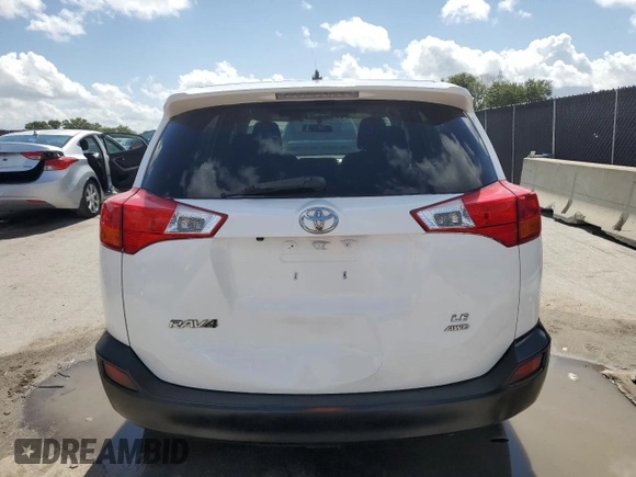 2015 Toyota RAV4 LE with VIN 2T3BFREV5FW319186, listed as a Copart auction lot 65203515 with 271,944 mi miles and Clean title. Bid and sale history available at DreamBid. Image 6.