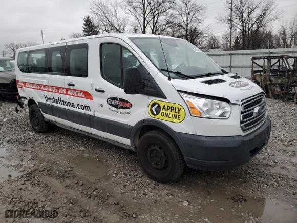 2017 Ford Transit Wagon XL with VIN 1FBZX2ZM0HKA52298, listed as a Copart auction lot 84613284 with NaN miles and Clean Title. Bid and sale history available at carsss.com. Image 4.