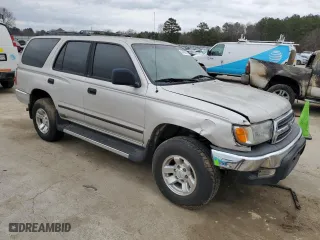 2000 Toyota 4Runner with VIN JT3GM84R8Y0055256, listed as a Copart auction lot 47456935 with 284,211 mi miles and Clean Title. Bid and sale history available at carsss.com. Image 4.
