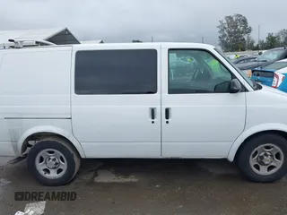 2004 Chevrolet Astro Cargo Van with VIN 1GCDM19X54B119765, listed as a IAAI auction lot 41777564 with 162,810 mi miles. Bid and sale history available at carsss.com. Image 13.
