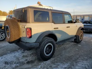2024 Ford Bronco Badlands z VIN 1FMEE9BP1RLA20321, wystawiony jako Copart lot #42357405 z przebiegiem 8 327 mil mil oraz Szkoda całkowita • Salvage title. Historia ofert i sprzedaży dostępna na DreamBid. Obrazek 3.