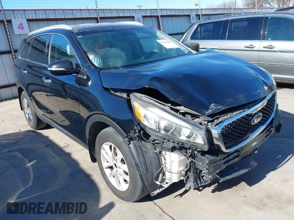 2018 Kia Sorento LX with VIN 5XYPG4A39JG342455, listed as a IAAI auction lot 41366386 with 131,033 mi miles. Bid and sale history available at carsss.com. Image 1.