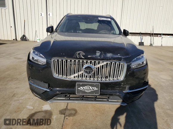 2016 Volvo XC90 T6 Inscription with VIN YV4A22PL2G1052662, listed as a Copart auction lot 85711164 with 139,844 mi miles and Salvage Title. Bid and sale history available at carsss.com. Image 5.