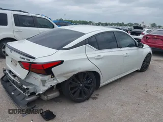 2022 Nissan Altima SR z VIN 1N4BL4CV3NN424416, wystawiony jako IAAI lot #42127183 z przebiegiem 8 881 mil mil oraz . Historia ofert i sprzedaży dostępna na DreamBid. Obrazek 4.
