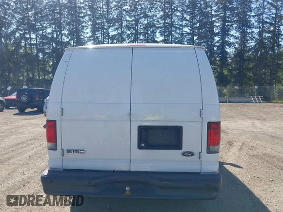 2013 Ford Econoline Cargo Commercial z VIN 1FTNE1EW5DDB12110, wystawiony jako IAAI lot #42170862 z przebiegiem 118 679 mil mil oraz . Historia ofert i sprzedaży dostępna na DreamBid. Obrazek 16.