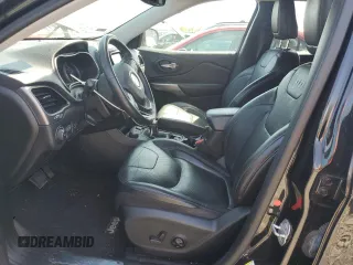 2019 Jeep Cherokee Limited с VIN 1C4PJMDX2KD140556, выставлен на аукционе Copart как лот 54932185 с пробегом 86 582 миль миль и Списание • Salvage title. История ставок и продаж доступна на DreamBid. Изображение 7.