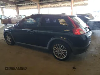 2009 Volvo C30 z VIN YV1MK672092144360, wystawiony jako Copart lot #49688415 z przebiegiem 142 631 mil mil oraz Szkoda całkowita • Salvage title. Historia ofert i sprzedaży dostępna na DreamBid. Obrazek 2.