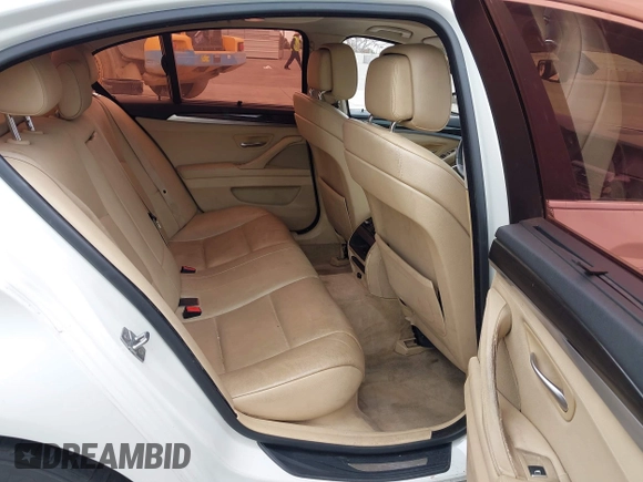 2011 BMW 5 Series 528i with VIN WBAFR1C56BC748179, listed as a IAAI auction lot 42072569 with 232,780 mi miles and . Bid and sale history available at carsss.com. Image 8.