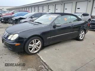 2008 Mercedes-Benz CLK 350 with VIN WDBTK56F98F250442, listed as a Copart auction lot 54140584 with 136,329 mi miles and Salvage Title. Bid and sale history available at carsss.com. Image 1.