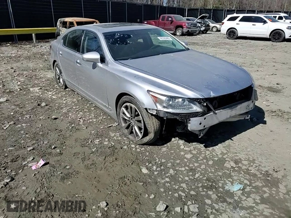2013 Lexus LS 460 with VIN JTHCL5EF1D5017377, listed as a Copart auction lot 48390465 with 136,366 mi miles and Salvage title. Bid and sale history available at DreamBid. Image 10.