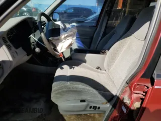 1997 Ford Explorer XLT with VIN 1FMDU32P9VZA40058, listed as a Copart auction lot 43560445 with 162,932 mi miles and Salvage title. Bid and sale history available at DreamBid. Image 7.