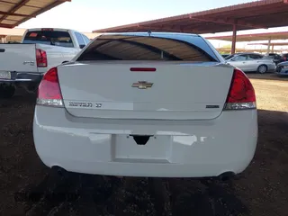 2015 Chevrolet Impala LT with VIN 2G1WB5E34F1163664, listed as a IAAI auction lot 42554594 with 190,850 mi miles and . Bid and sale history available at DreamBid. Image 15.