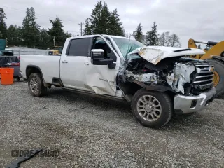 2024 Chevrolet Silverado 3500HD LTZ with VIN 1GC4YUEY6RF324547, listed as a Copart auction lot 47469565 with 14,958 mi miles and Salvage Title. Bid and sale history available at carsss.com. Image 4.
