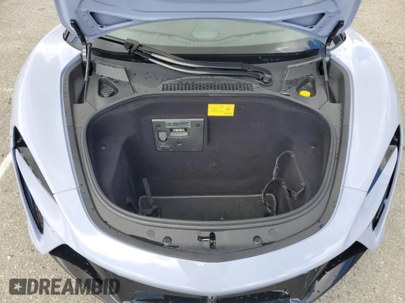 2025 McLaren Artura z VIN SBM16BEA4SW002969, wystawiony jako Copart lot #48354735 z przebiegiem 882 mil mil oraz Szkody całkowita. Historia ofert i sprzedaży dostępna na DreamBid. Obrazek 11.