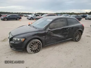 2009 Volvo C30 with VIN YV1MK672992146091, listed as a Copart auction lot 82819884 with 165,810 mi miles and Salvage Title. Bid and sale history available at DreamBid. Image 1.