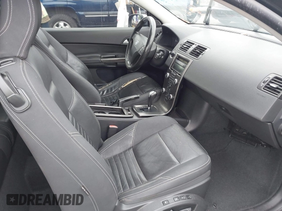 2011 Volvo C30 with VIN YV1672MK2B2239497, listed as a IAAI auction lot 42169447 with 161,867 mi miles and . Bid and sale history available at DreamBid. Image 5.
