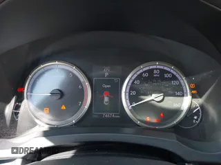 2017 Lexus RC 200t z VIN JTHHA5BC4H5007275, wystawiony jako IAAI lot #42032498 z przebiegiem 74 674 mil mil oraz . Historia ofert i sprzedaży dostępna na DreamBid. Obrazek 16.