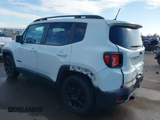 2020 Jeep Renegade Altitude with VIN ZACNJABB2LPL28670, listed as a IAAI auction lot 41795518 with 44,148 mi miles and . Bid and sale history available at DreamBid. Image 3.