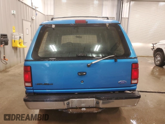 1992 Ford Explorer Eddie Bauer with VIN 1FMDU34X7NUB94682, listed as a Copart auction lot 44726775 with 46,626 mi miles and Clean title. Bid and sale history available at DreamBid. Image 6.