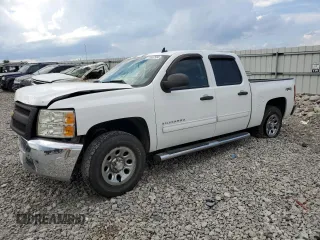 2013 Chevrolet Silverado 1500 LS with VIN 3GCPKREA9DG270635, listed as a Copart auction lot 70052584 with 204,386 mi miles and Salvage Title. Bid and sale history available at DreamBid. Image 1.