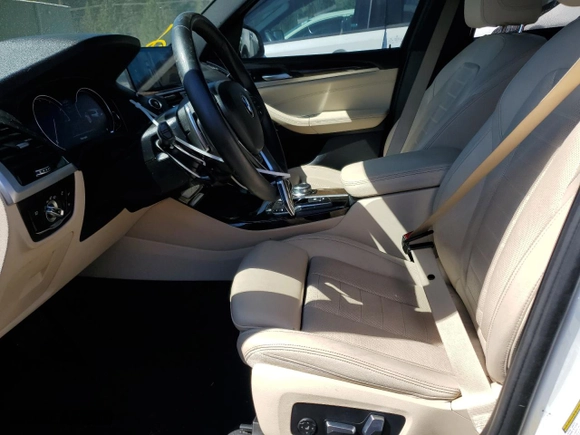 2018 BMW X3 xDrive30i with VIN 5UXTR9C58JLD74632, listed as a Copart auction lot 52580105 with 43,895 mi miles and Salvage Title. Bid and sale history available at carsss.com. Image 7.