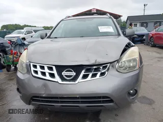 2011 Nissan Rogue SV z VIN JN8AS5MV9BW684553, wystawiony jako IAAI lot #42310408 z przebiegiem 130 954 mil mil oraz . Historia ofert i sprzedaży dostępna na DreamBid. Obrazek 12.