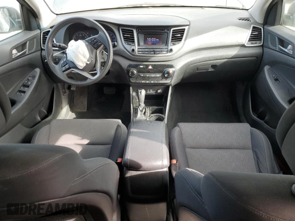 2017 Hyundai Tucson SE with VIN KM8J33A40HU330073, listed as a Copart auction lot 50713935 with 135,673 mi miles and Salvage Title. Bid and sale history available at DreamBid. Image 8.