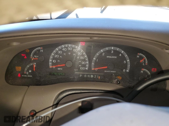 2002 Ford Expedition Eddie Bauer with VIN 1FMRU17W72LA37197, listed as a Copart auction lot 44549575 with 178,725 mi miles and Salvage title. Bid and sale history available at DreamBid. Image 9.