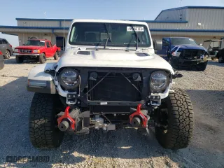 2021 Jeep Gladiator Rubicon with VIN 1C6JJTBGXML601702, listed as a Copart auction lot 64662123 with 18,079 mi miles. Bid and sale history available at carsss.com. Image 5.