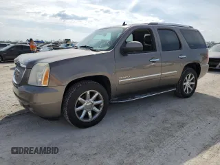 2012 GMC Yukon Denali with VIN 1GKS2EEF3CR113295, listed as a Copart auction lot 78084504 with 0 mi miles and Salvage Title. Bid and sale history available at carsss.com. Image 1.