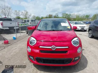 2017 FIAT 500X Lounge z VIN ZFBCFYDBXHP613867, wystawiony jako IAAI lot #42179855 z przebiegiem 81 773 mil mil oraz . Historia ofert i sprzedaży dostępna na DreamBid. Obrazek 13.