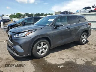 2020 Toyota Highlander LE z VIN 5TDZZRAH0LS005738, wystawiony jako Copart lot #63222275 z przebiegiem 48 202 mil mil oraz Szkoda całkowita • Salvage title. Historia ofert i sprzedaży dostępna na DreamBid. Obrazek 1.