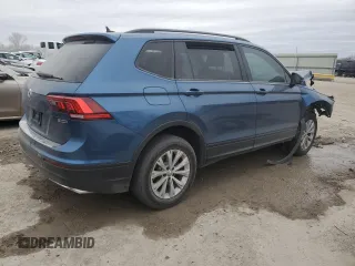 2020 Volkswagen Tiguan S with VIN 3VV0B7AX6LM066232, listed as a Copart auction lot 44961755 with 39,770 mi miles and Salvage title. Bid and sale history available at DreamBid. Image 3.