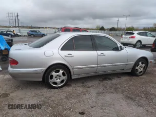 2002 Mercedes-Benz E-Class AWD with VIN WDBJF83J62X072710, listed as a Copart auction lot 54703715 with 114,435 mi miles and Clean Title. Bid and sale history available at carsss.com. Image 3.