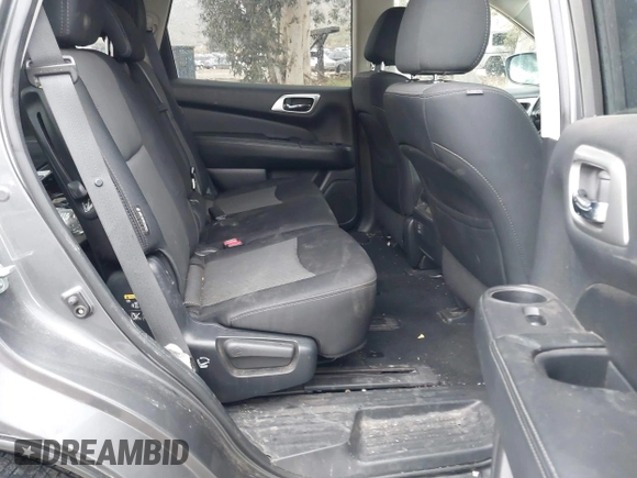 2018 Nissan Pathfinder SL with VIN 5N1DR2MN8JC647427, listed as a IAAI auction lot 41801427 with 148,741 mi miles. Bid and sale history available at carsss.com. Image 8.